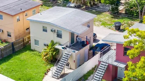 2038 Queensboro Avenue S St Petersburg FL 33712