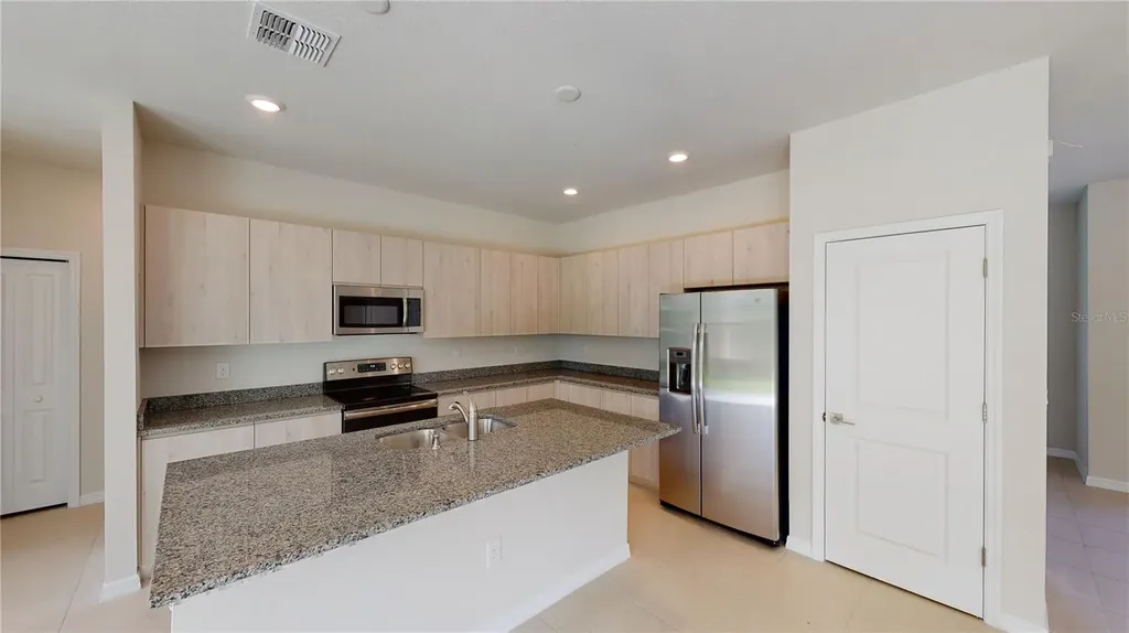720 Montana Avenue SE Palm Bay FL 32909