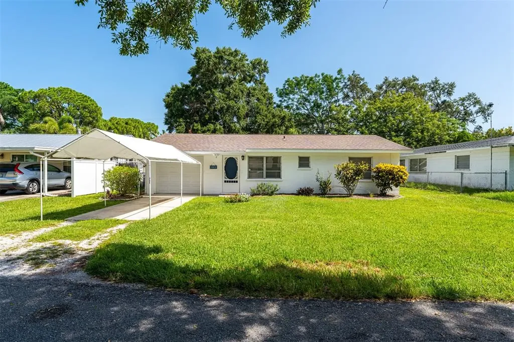 2869 Yorktown Street Sarasota FL 34231