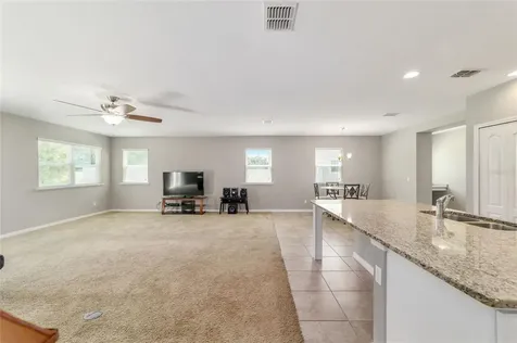 25034 NW 9th Lane Newberry FL 32669