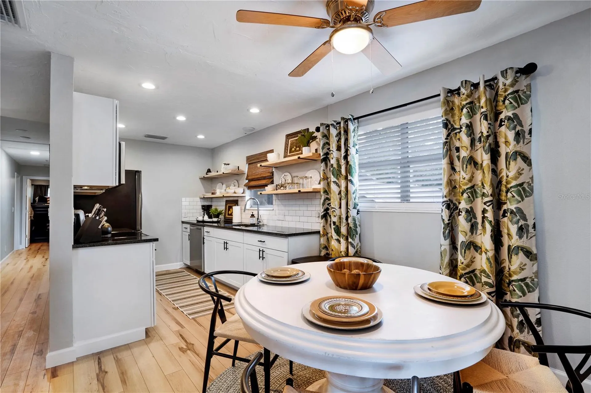 4705 Hollingsworth Avenue Sarasota FL 34233
