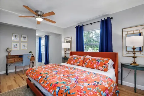 4705 Hollingsworth Avenue Sarasota FL 34233