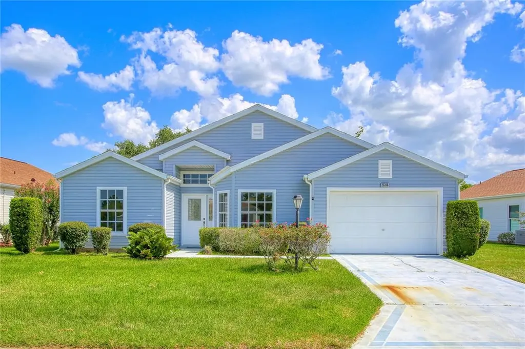 25316 Hibiscus Street Leesburg FL 34748