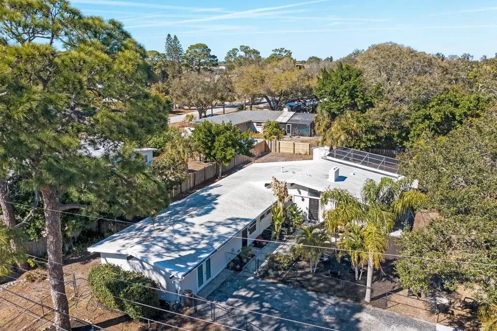 2213 Wason Road Sarasota FL 34231