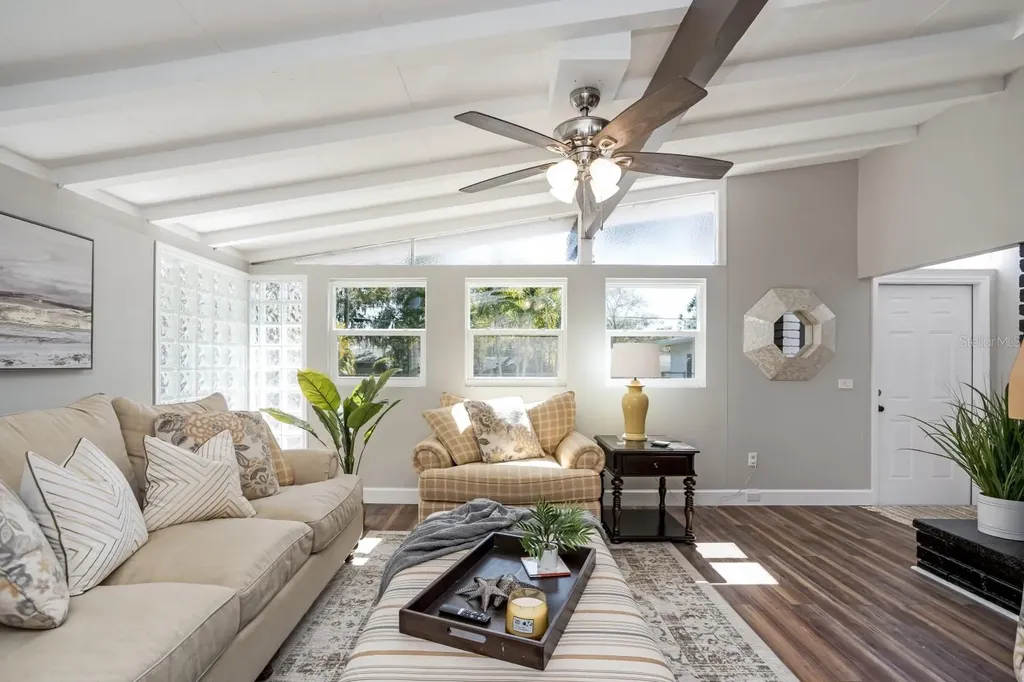 2213 Wason Road Sarasota FL 34231