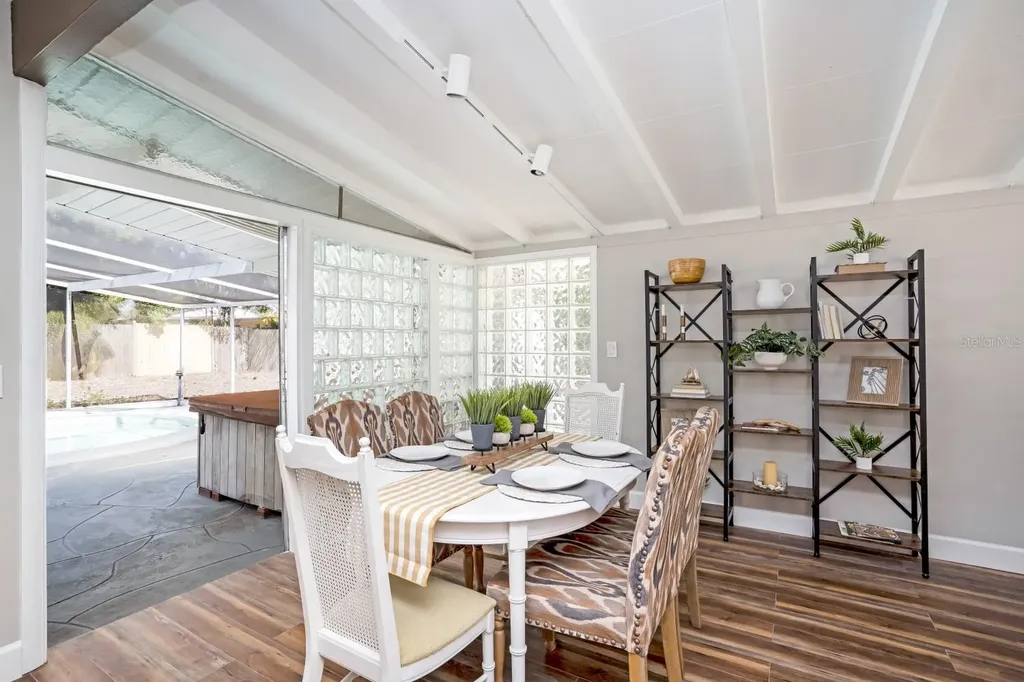 2213 Wason Road Sarasota FL 34231