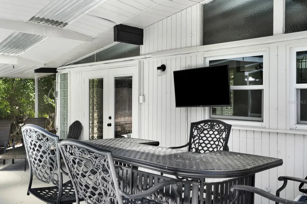 2213 Wason Road Sarasota FL 34231