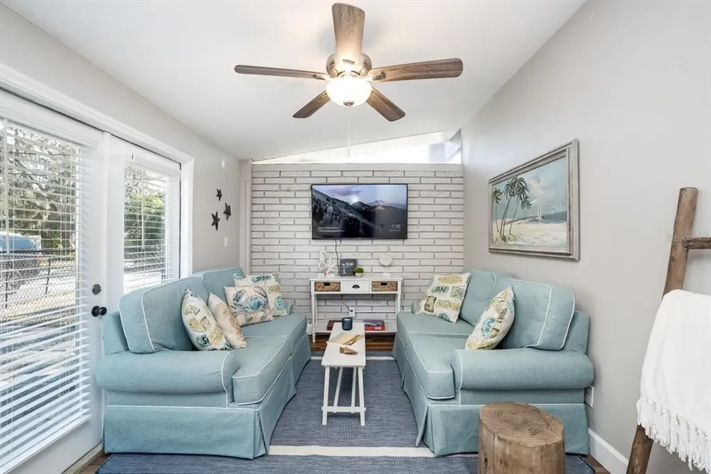 2213 Wason Road Sarasota FL 34231