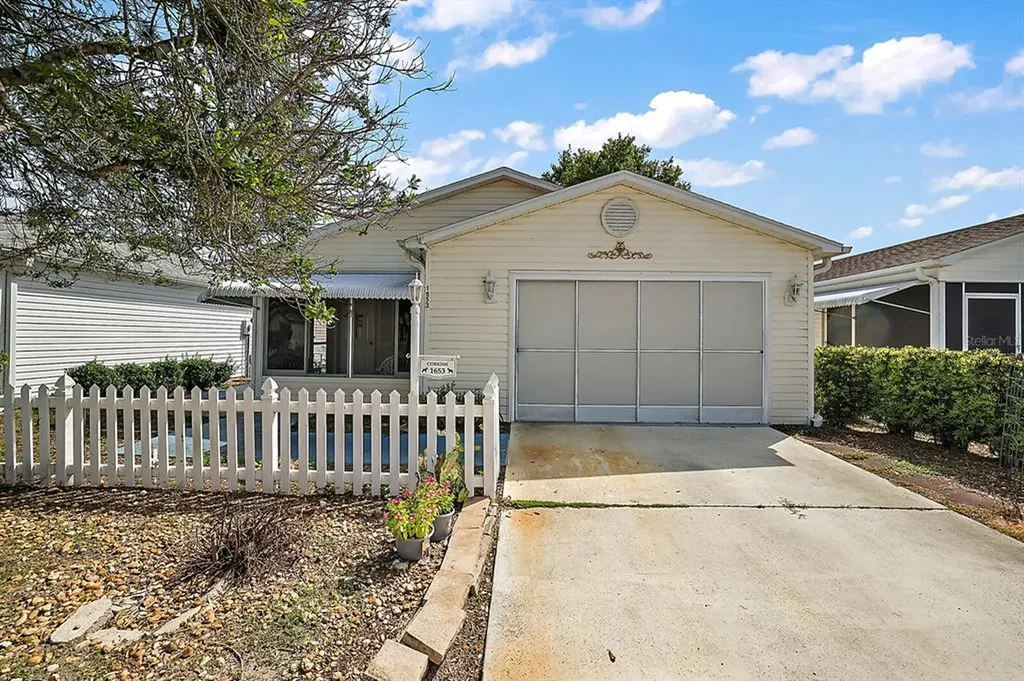 1653 Duran Drive The Villages FL 32162