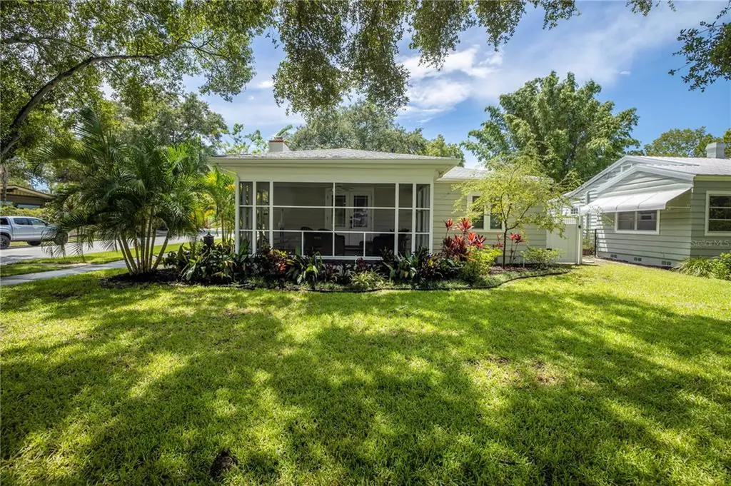 2300 7th Street N St Petersburg FL 33704