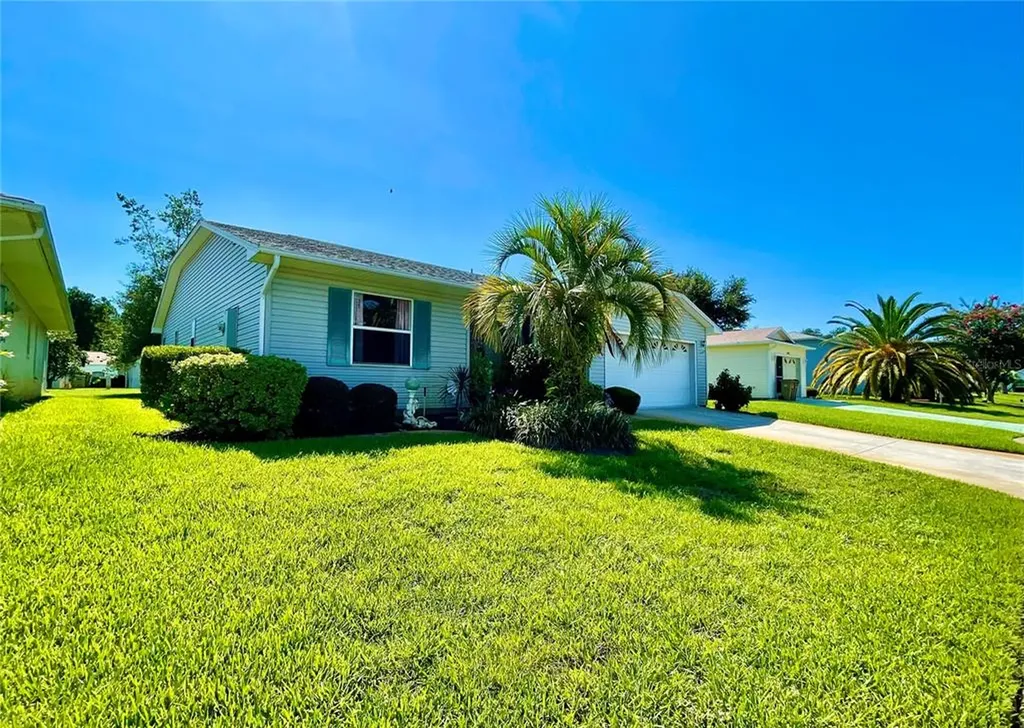 32838 Crooked Oaks Lane Leesburg FL 34748