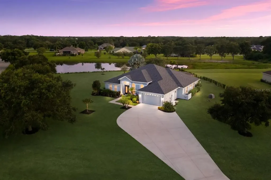 17815 Roanwood Court Parrish FL 34219