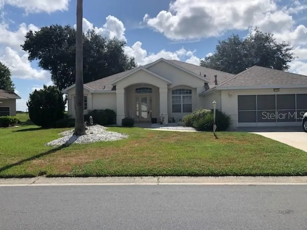 21324 Royal Street Georges Lane Leesburg FL 34748