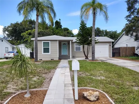 5109 42nd Place N St Petersburg FL 33709