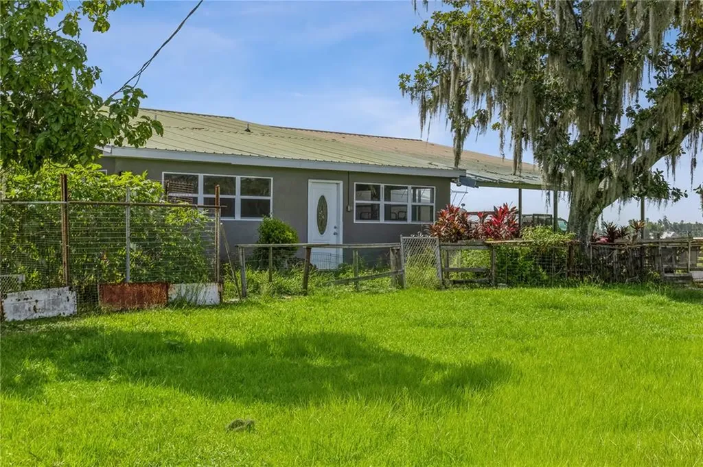 5051 Varn Road Plant City FL 33565
