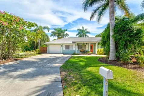 2184 Bougainvillea Street Sarasota FL 34239