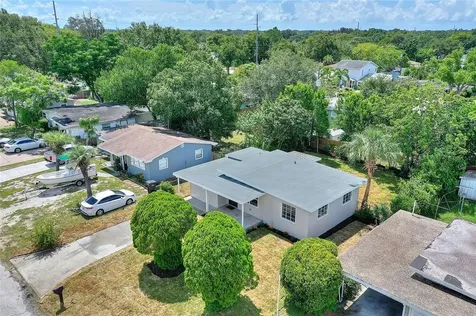 5242 45th Avenue N St Petersburg FL 33709