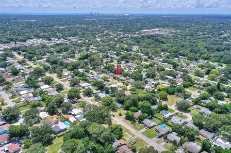 5242 45th Avenue N St Petersburg FL 33709