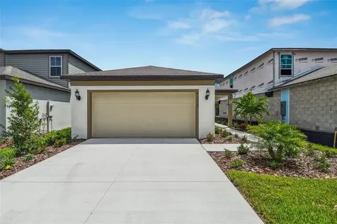 8225 Reefbay Cove Parrish FL 34219