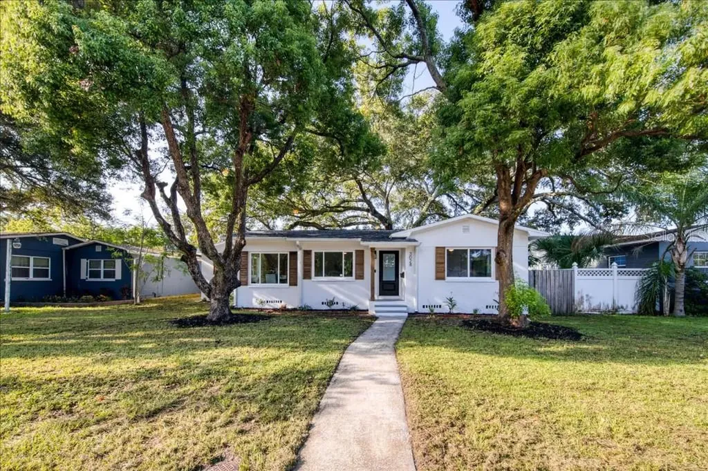 3028 30th Avenue N St Petersburg FL 33713