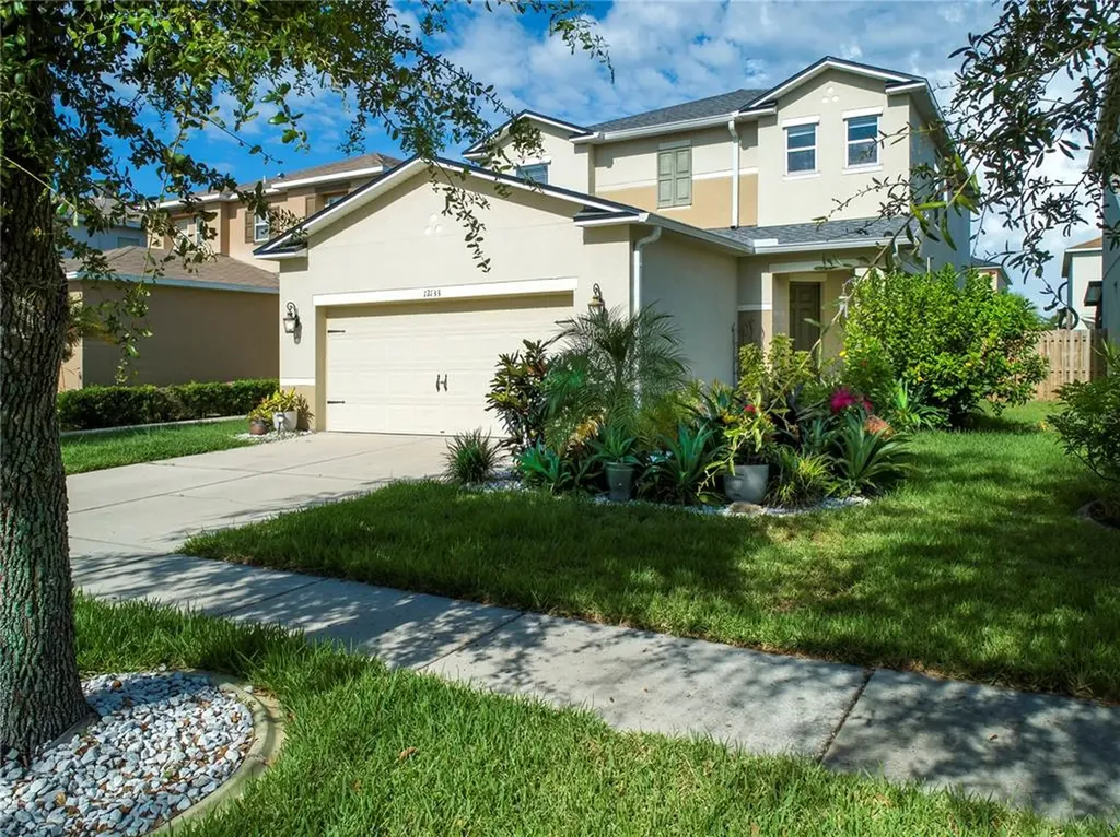 12133 Fox Bloom Avenue Gibsonton FL 33534