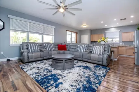 12133 Fox Bloom Avenue Gibsonton FL 33534