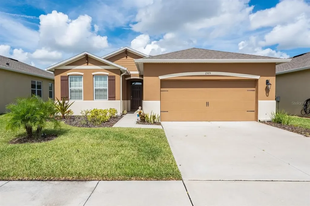 2595 Canyon Crest Drive Lakeland FL 33811