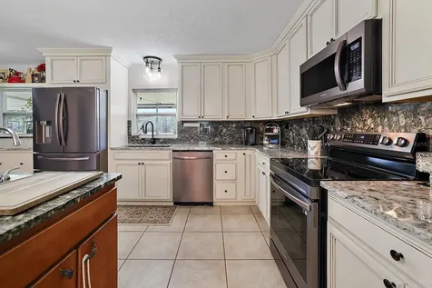 28455 SE 175th Street Umatilla FL 32784