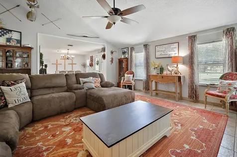 28455 SE 175th Street Umatilla FL 32784
