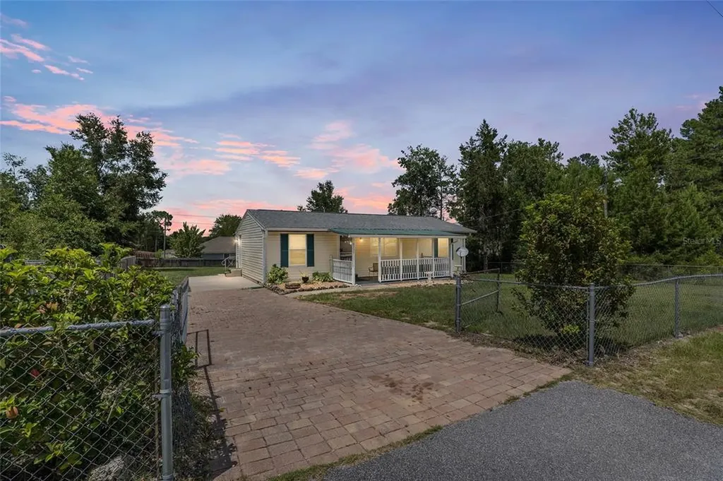 8535 SE 161st Street Summerfield FL 34491