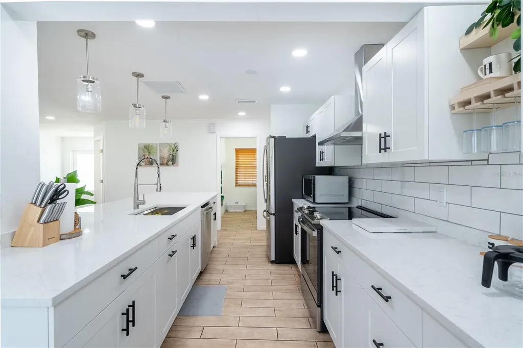 7354 Biltmore Drive Sarasota FL 34231