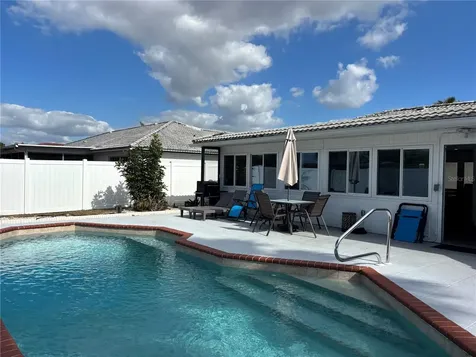 7354 Biltmore Drive Sarasota FL 34231