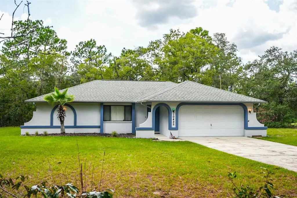 10425 Hyde Street Weeki Wachee FL 34613