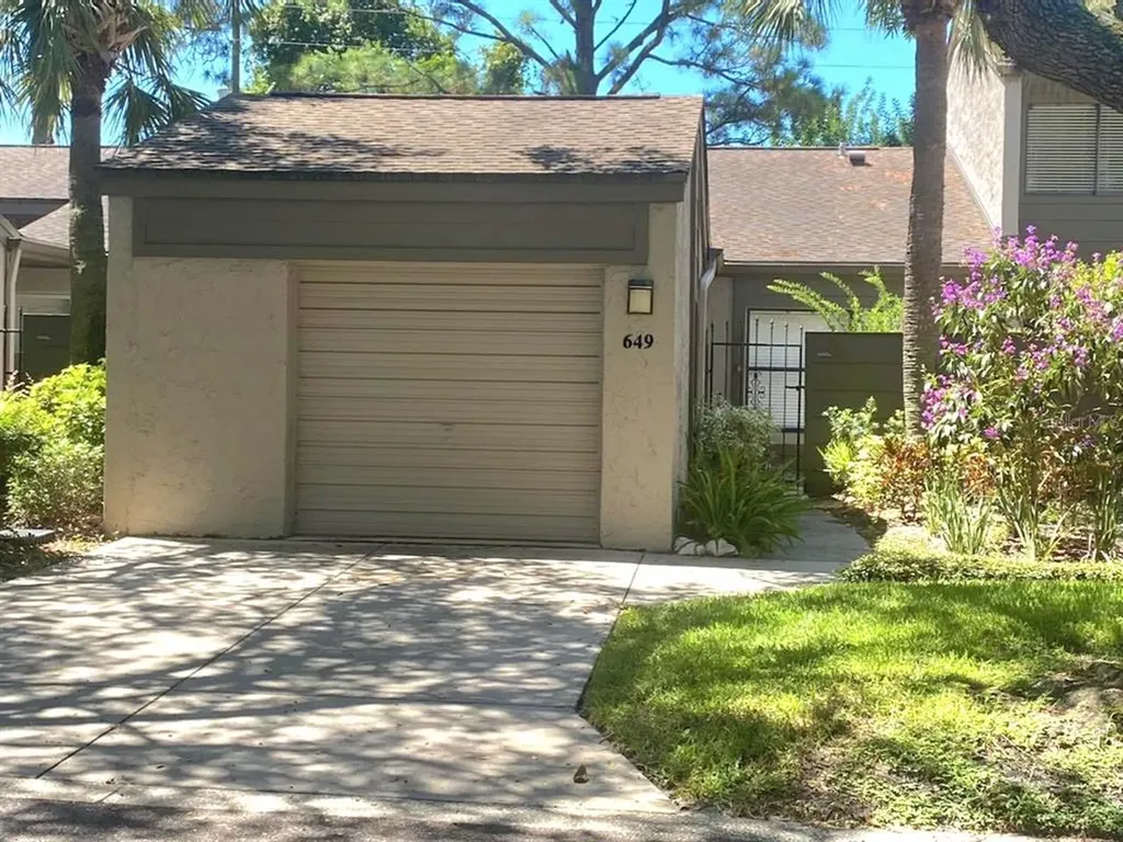 649 Woodridge Drive Fern Park FL 32730