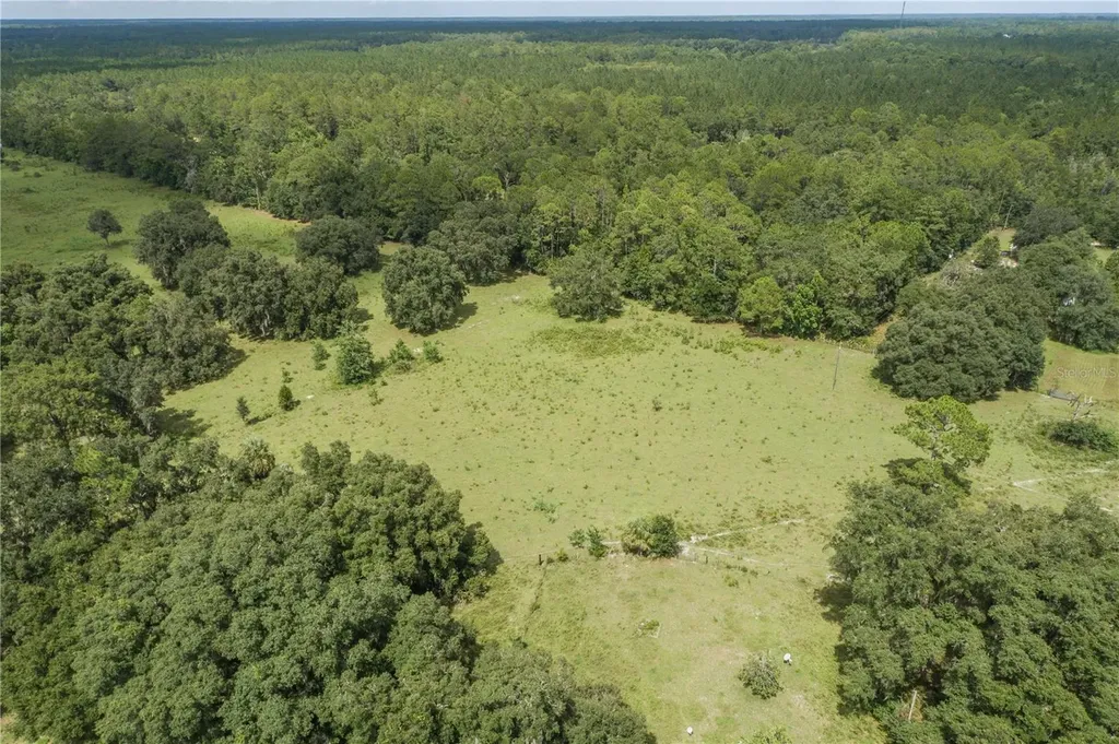 18001 SE Hawthorne Road Hawthorne FL 32640
