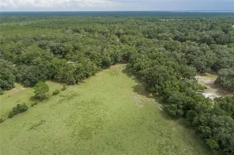 18001 SE Hawthorne Road Hawthorne FL 32640