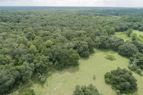 18001 SE Hawthorne Road Hawthorne FL 32640