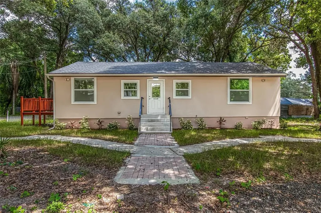 12318 N 53rd Street Temple Terrace FL 33617