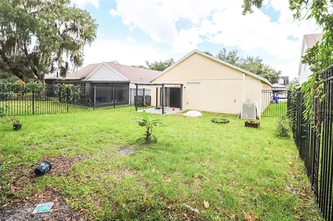 5863 Wrenwater Drive Lithia FL 33547