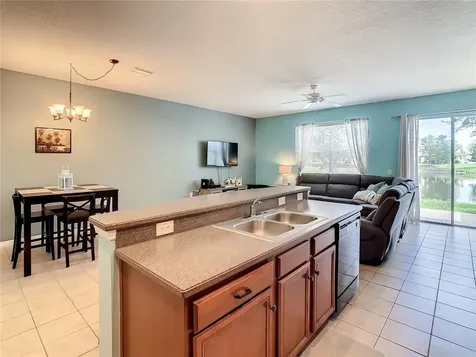 3016 Seaview Castle Drive Kissimmee FL 34746