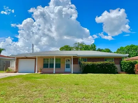 1067 63rd Avenue S St Petersburg FL 33705