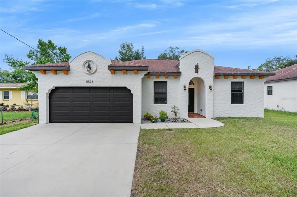 8523 N Newport Avenue Tampa FL 33604