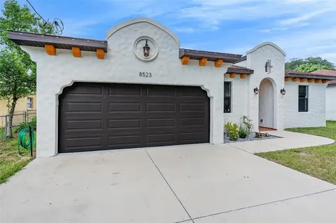 8523 N Newport Avenue Tampa FL 33604