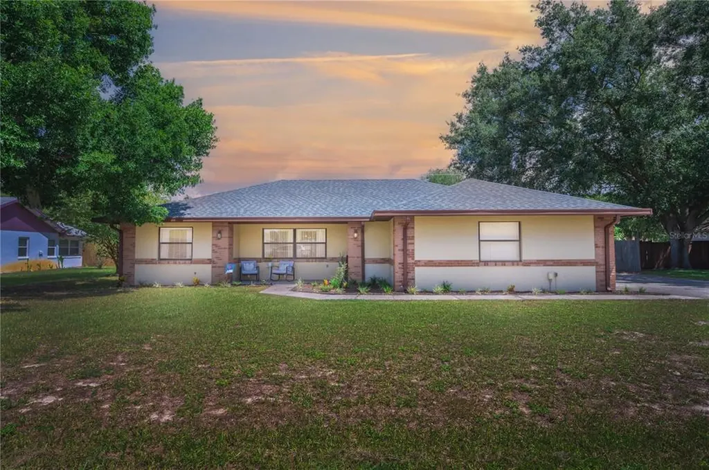 1542 Bowmans Trail Lakeland FL 33809