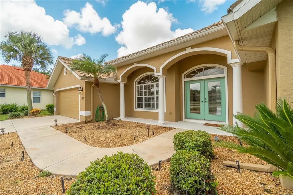 217 Greywing Court Venice FL 34292