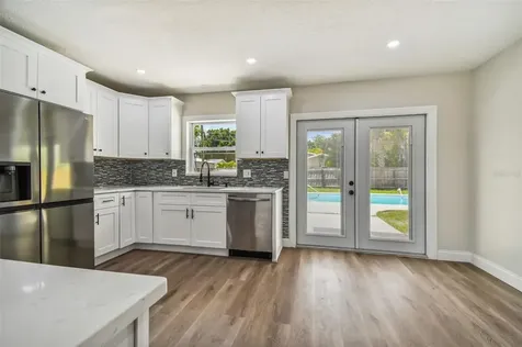 8383 Jacaranda Avenue Seminole FL 33777
