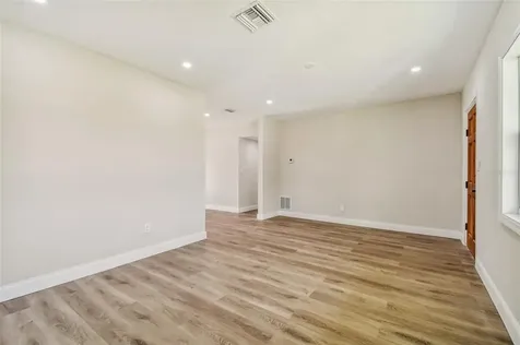 8383 Jacaranda Avenue Seminole FL 33777
