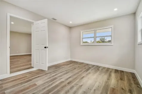 8383 Jacaranda Avenue Seminole FL 33777
