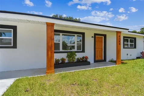 8383 Jacaranda Avenue Seminole FL 33777