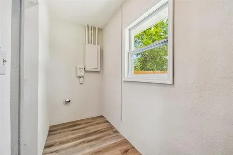 8383 Jacaranda Avenue Seminole FL 33777